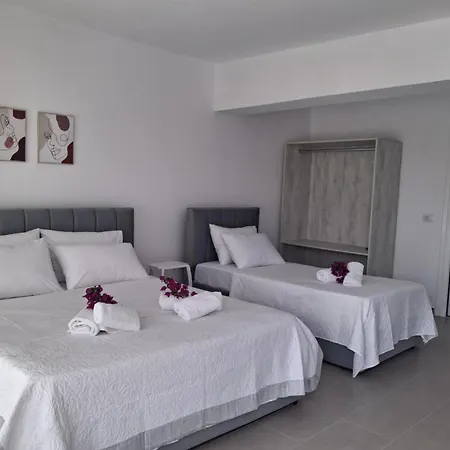 Blue Horizon Apartment-