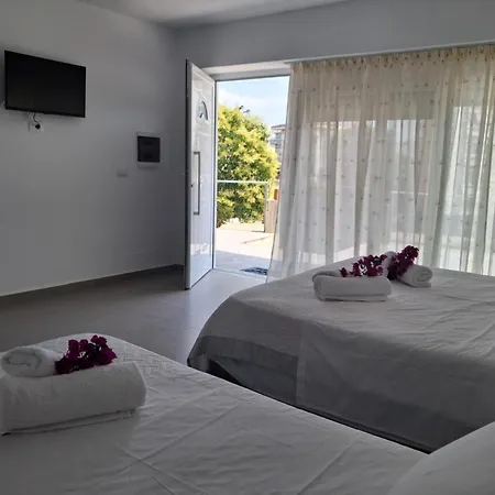 Blue Horizon Apartment-