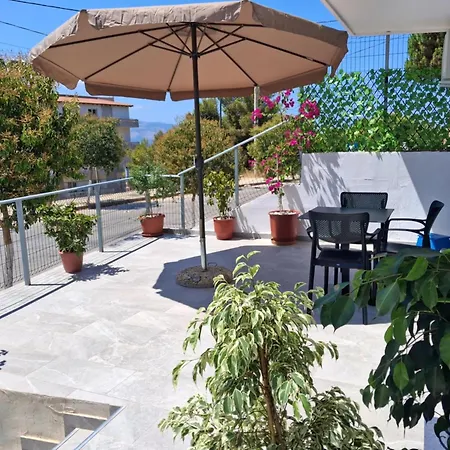 Blue Horizon Apartment- Sarandë